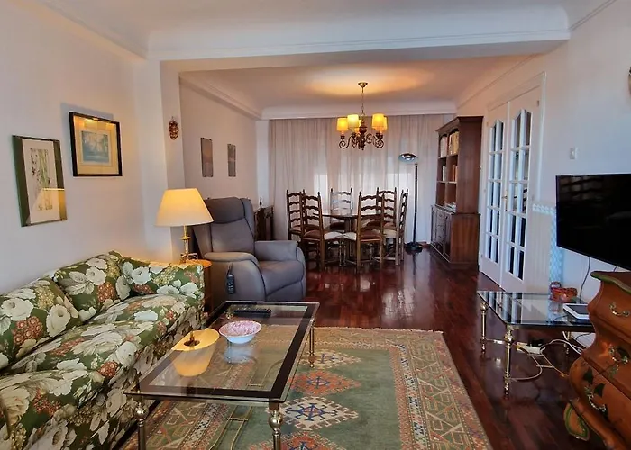 Apartament El Ventanal De La Playa - 6 Pax - 4 Hab Y 2 Banos - Vut-4511-as Gijón